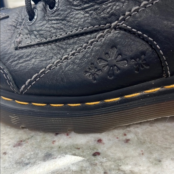 DR. MARTENS Vintage Y2K Black Leather 12281 Floral Chunky Platform Ankle Boots- - Picture 8 of 10
